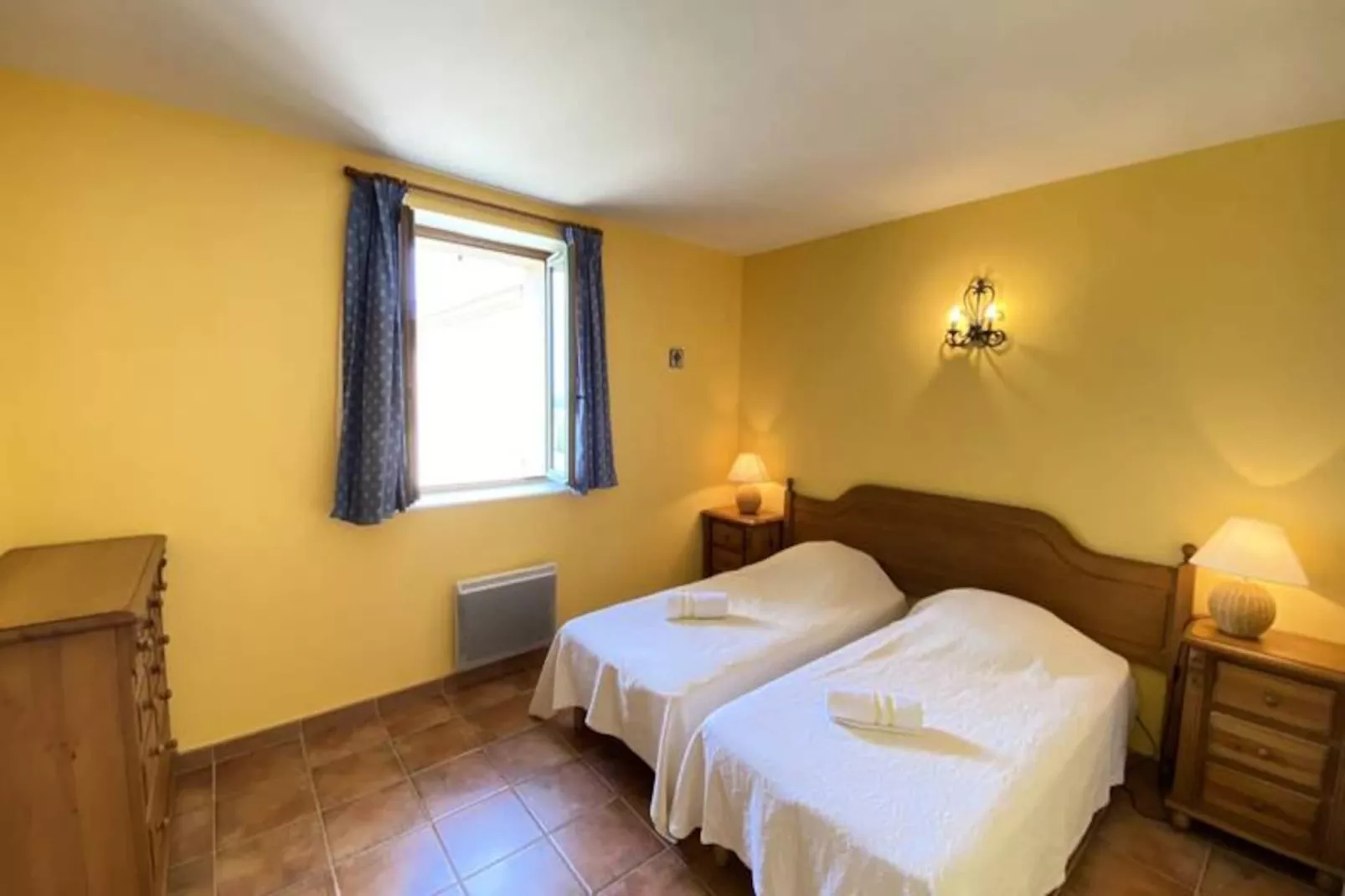 04b7 : Beau T3 Au Coeur Des Lavandes - Piscine-Untagged