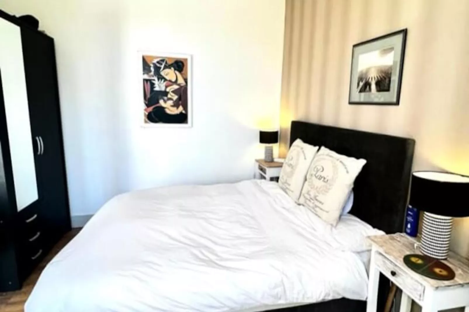 Résidence Maison De Vacances Au Centre-ville D'antibes Avec Piscine Priv&eacute;e-Untagged