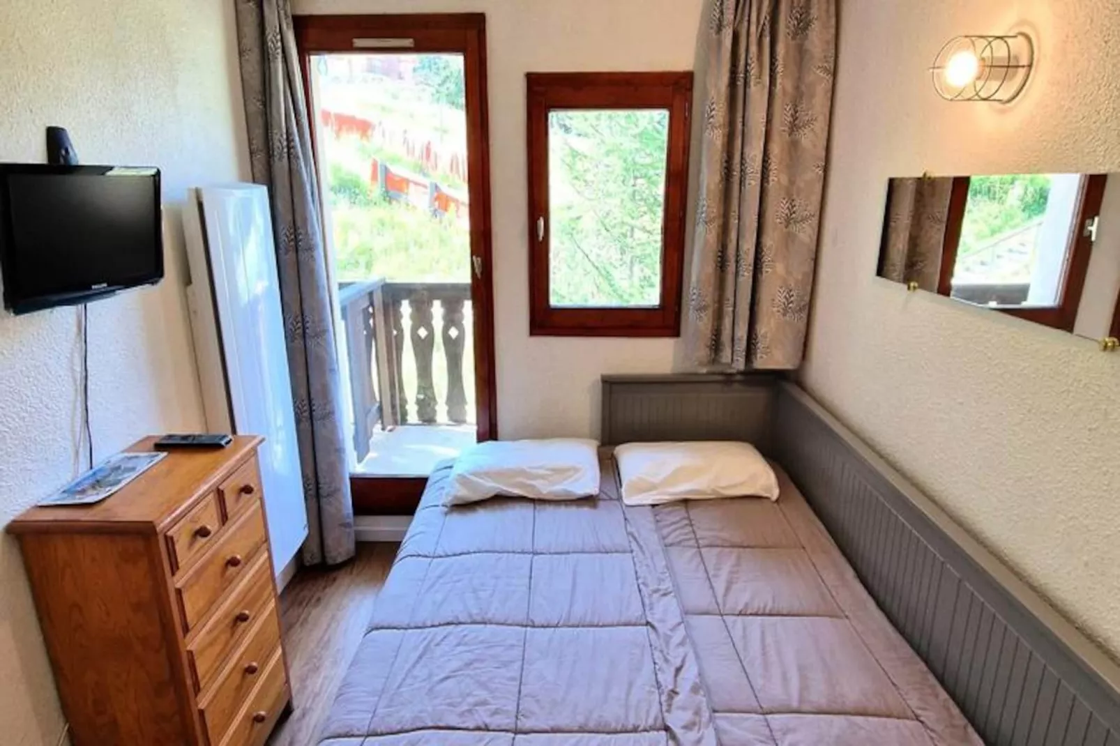 Chalet Club-Non tagué