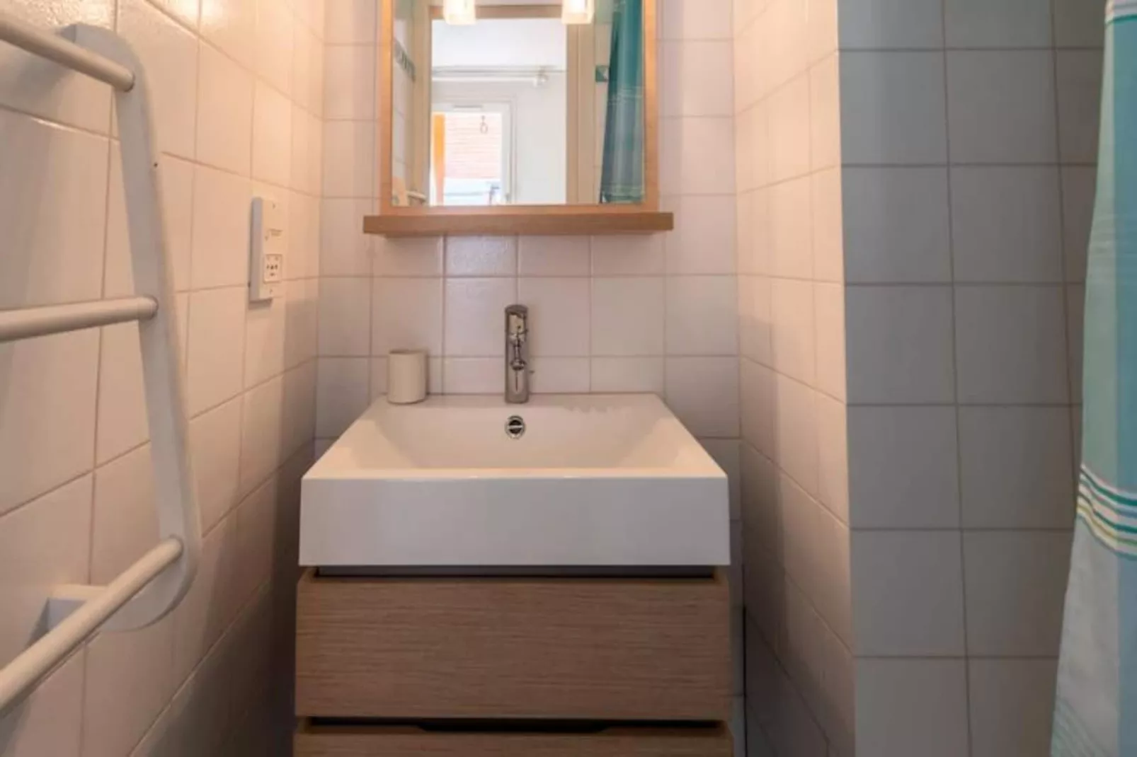 Cybeles 8 - Untagged