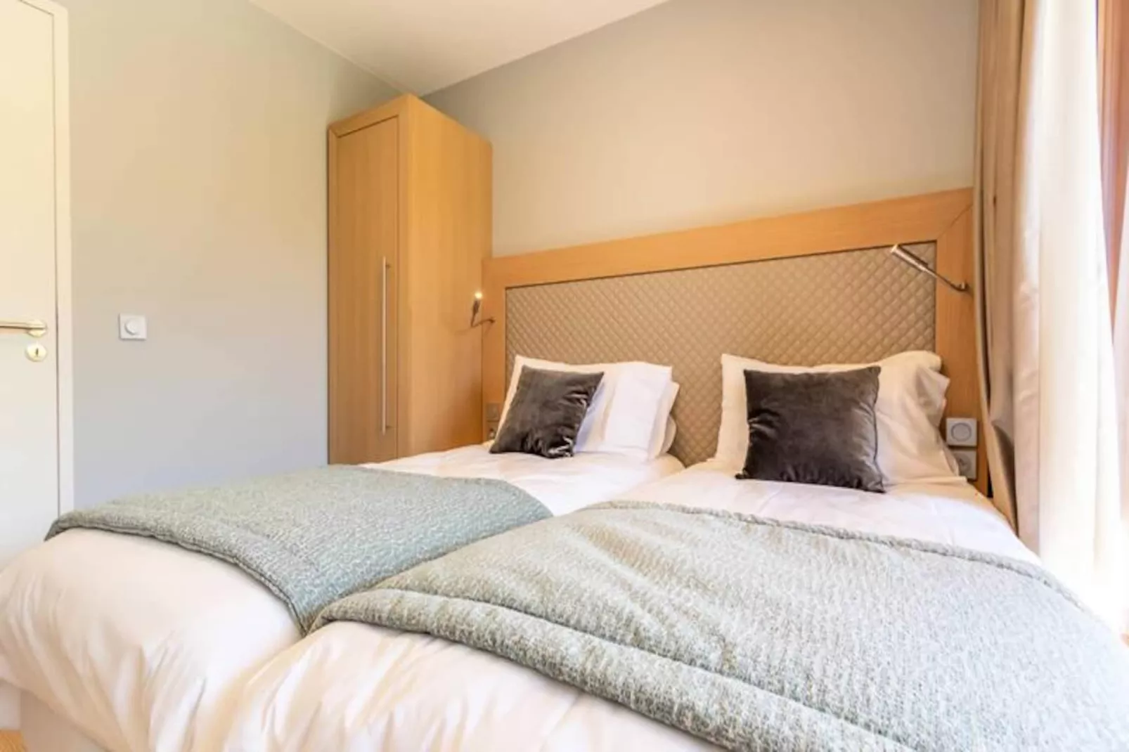 Résidence Les Monarques-Untagged