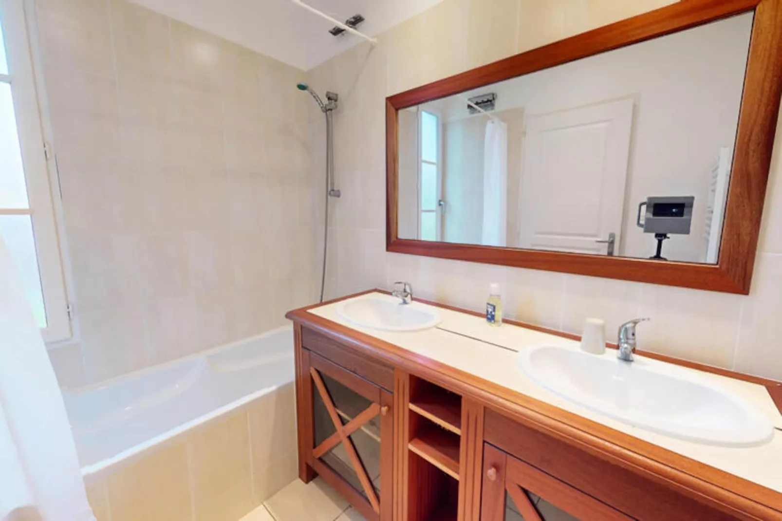 Maison à L'Aiguillon-sur-Vie-Untagged