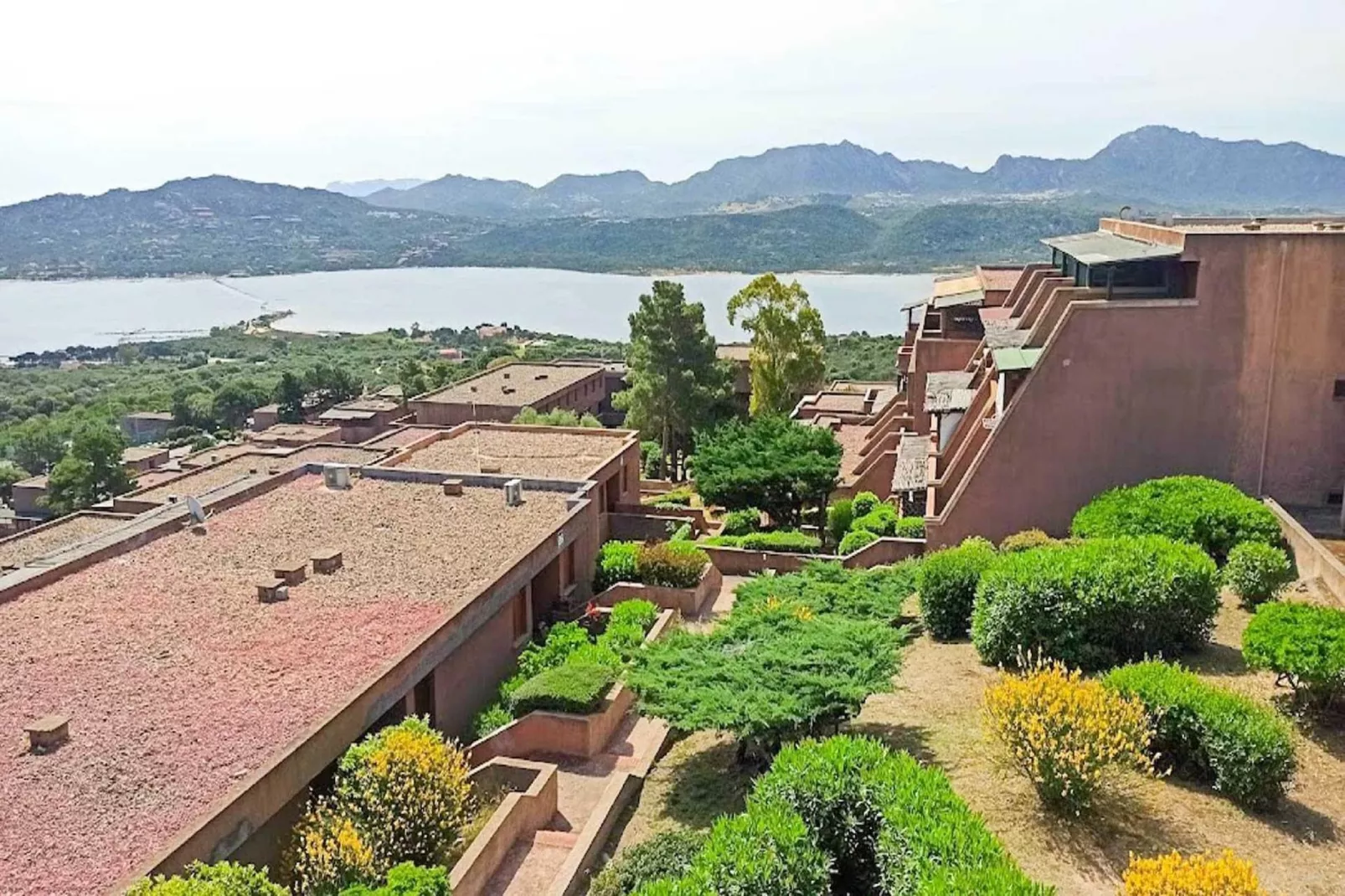 Bilo 4-View in summer