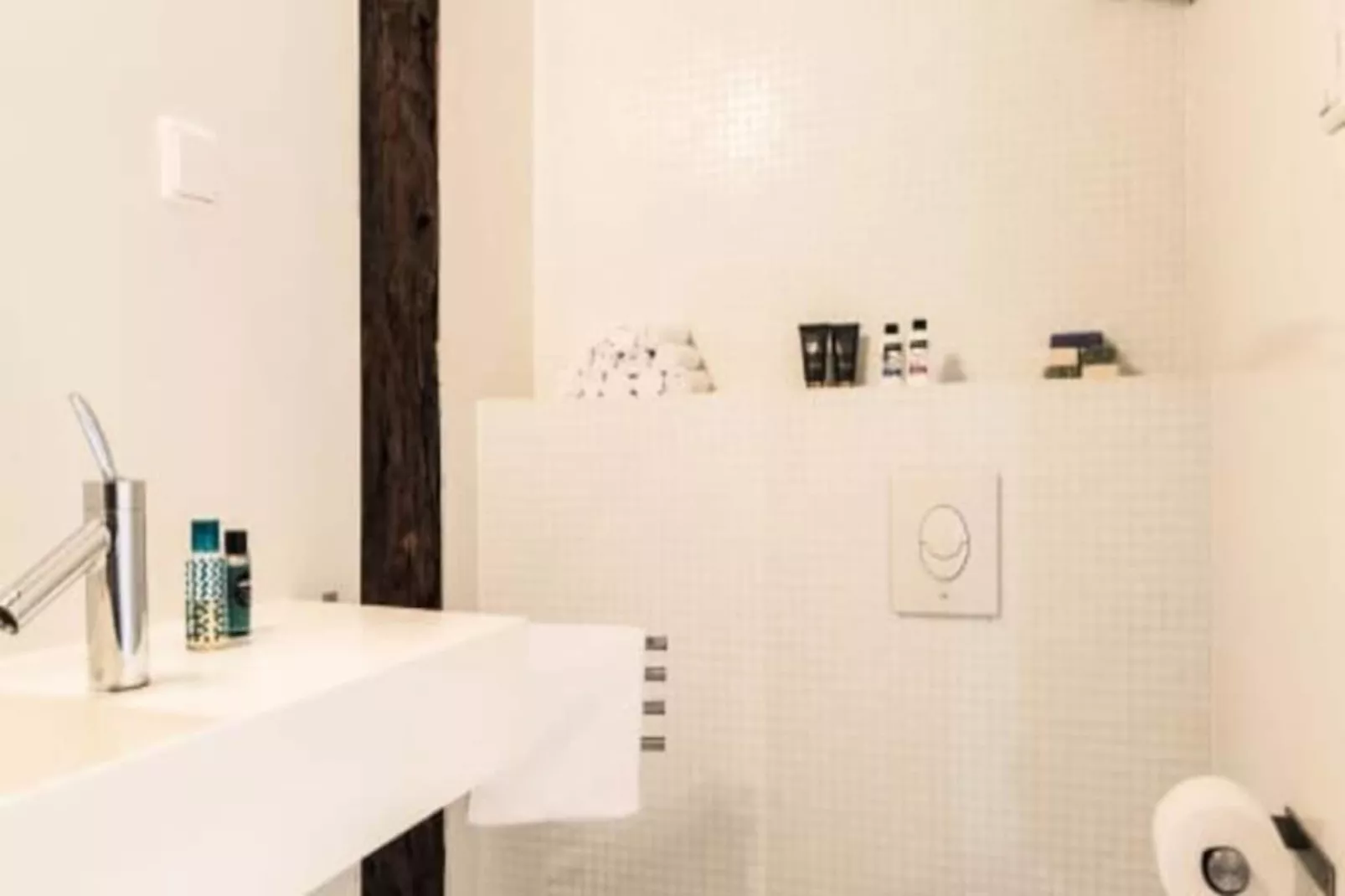 Classy Room 17th Century Canal House-Nicht zugeordnet