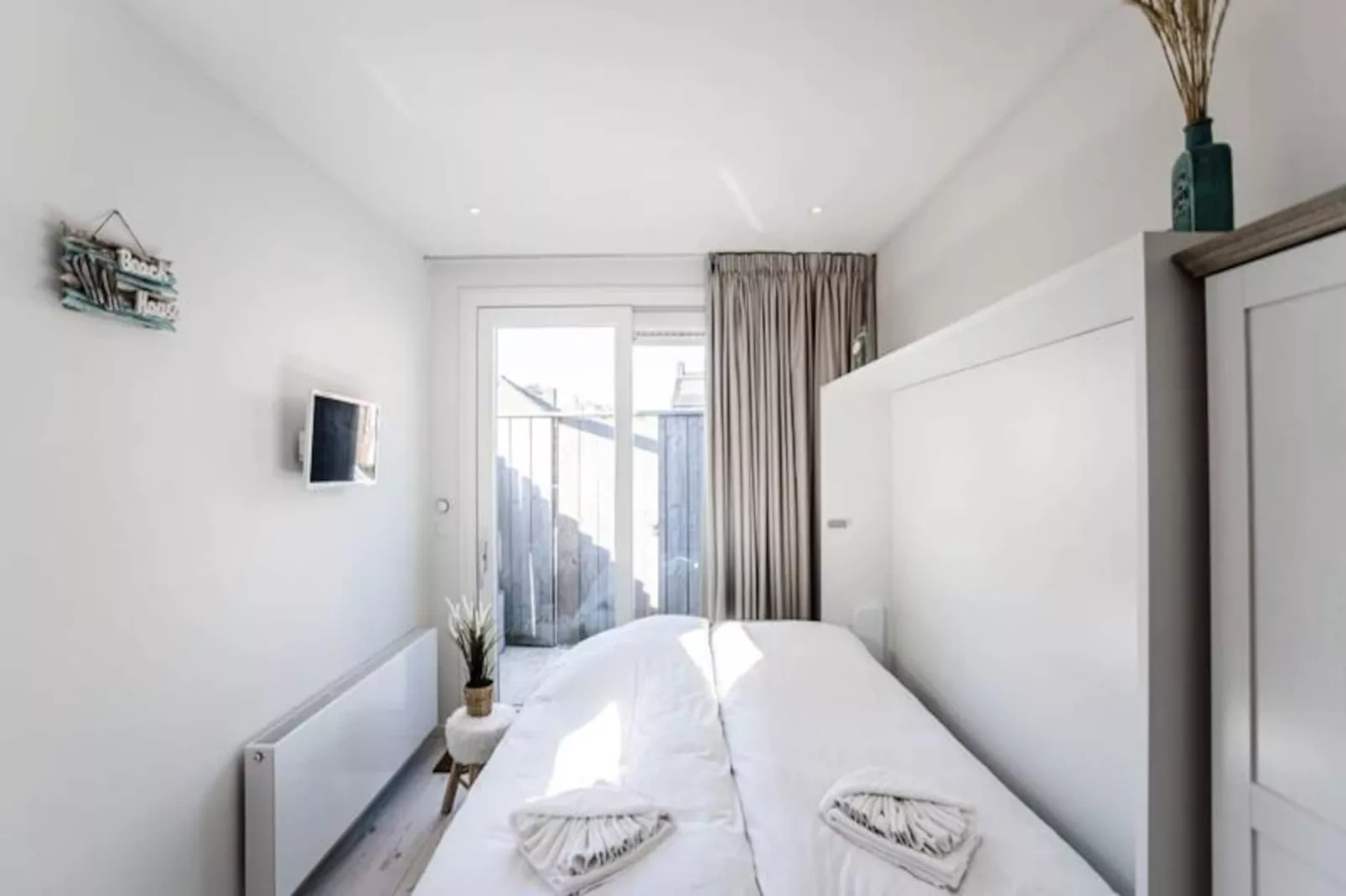 Studio Jadana-Untagged