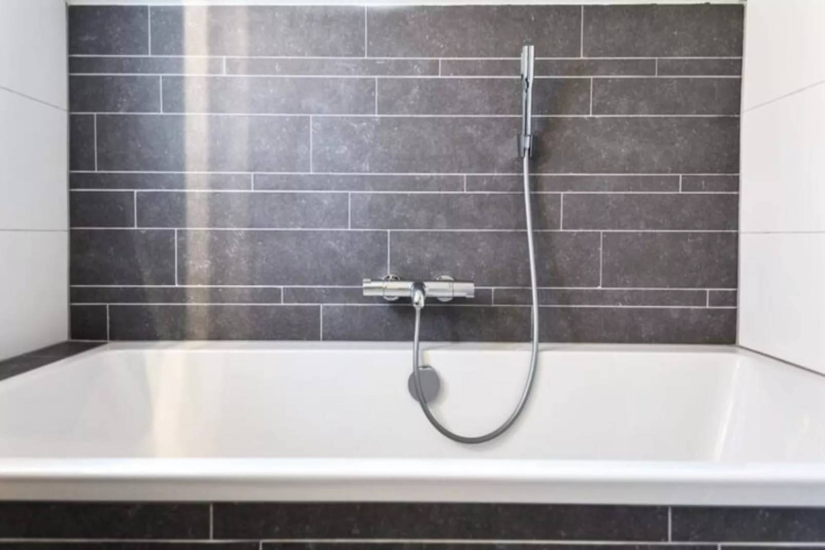 The Beach & Town Suite-Untagged