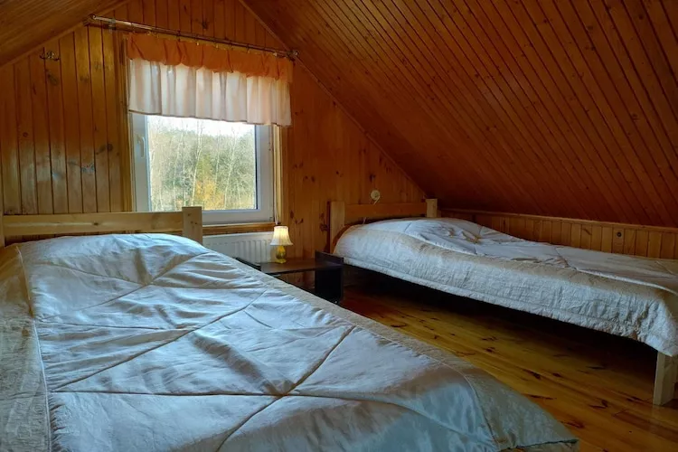 Dom wakacyjny w Szymbarku dla max 8 osób-Bedroom