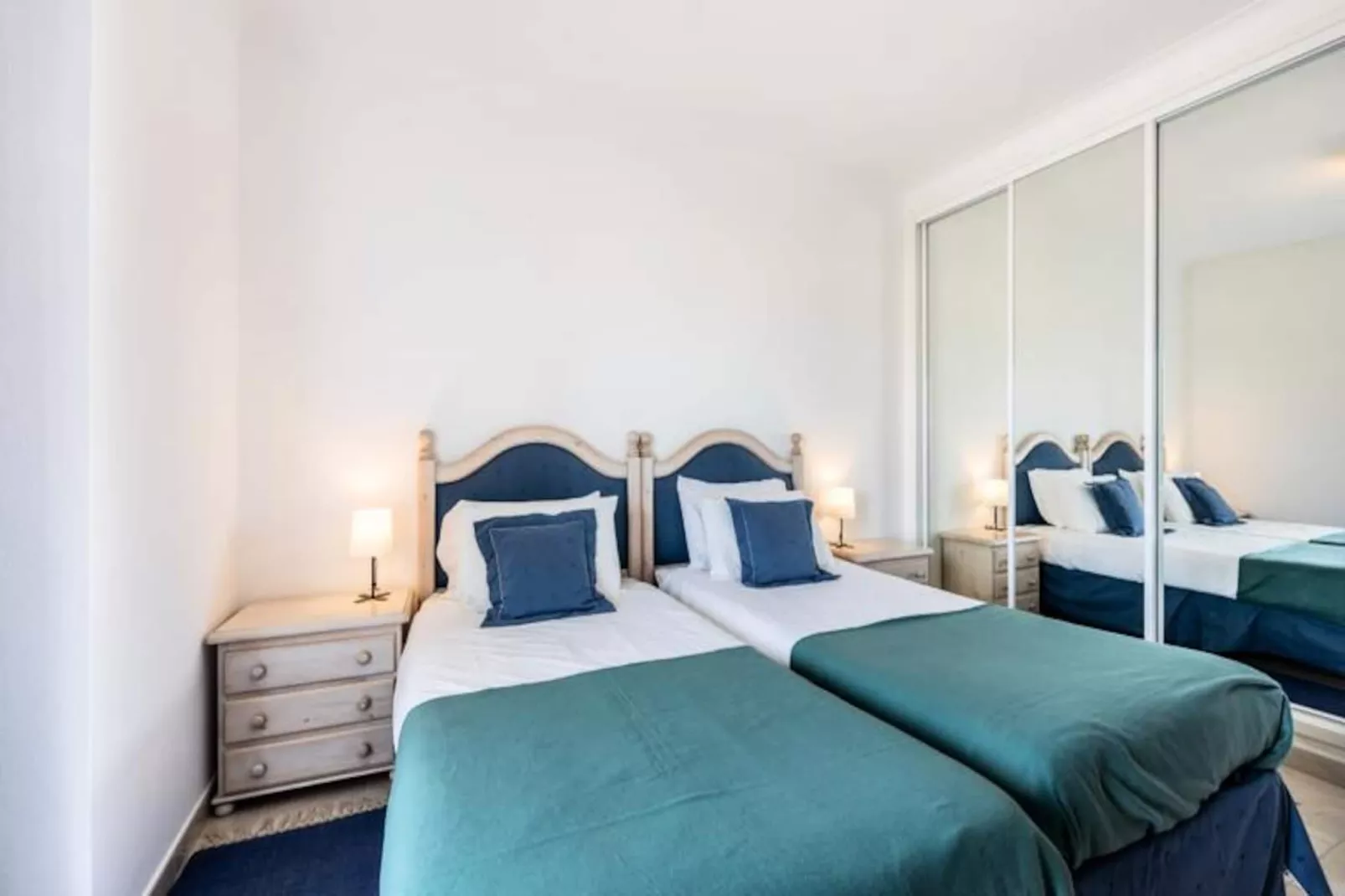 Townhouse Da Amarela-Non tagué