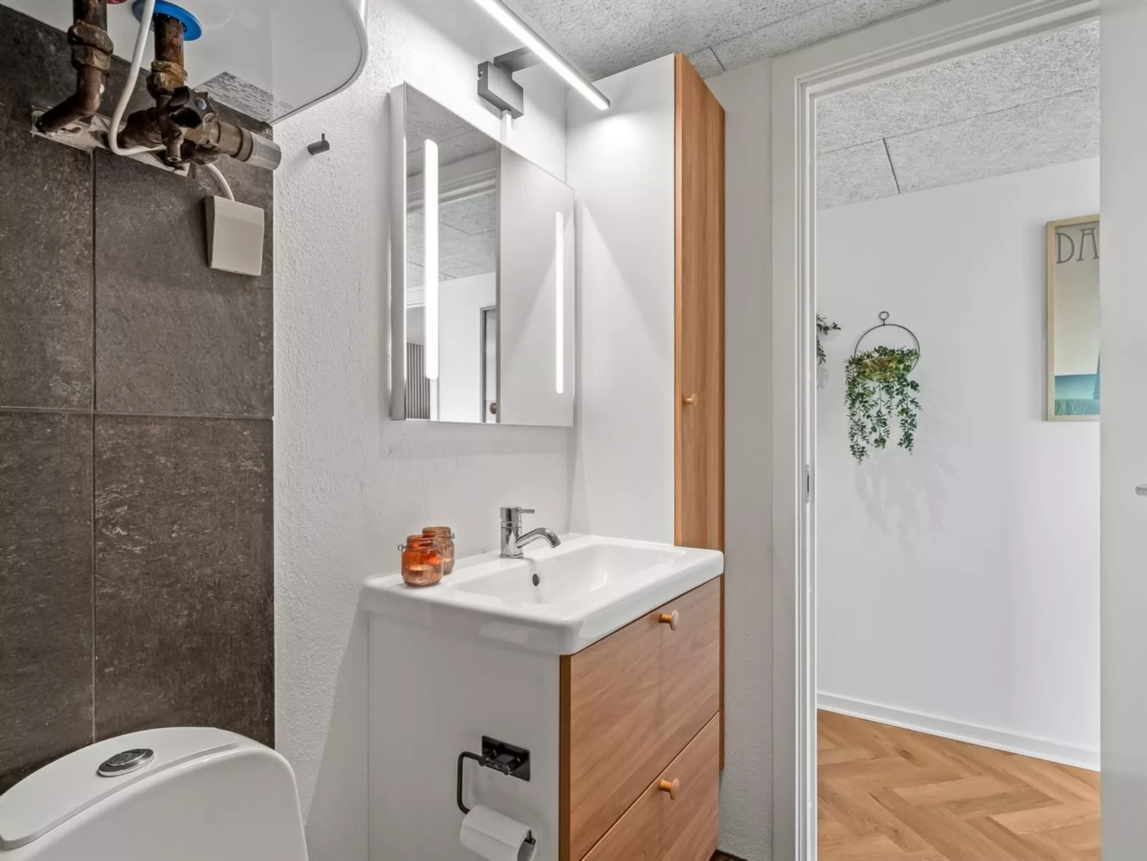 "Bela" -  from the sea-Inside