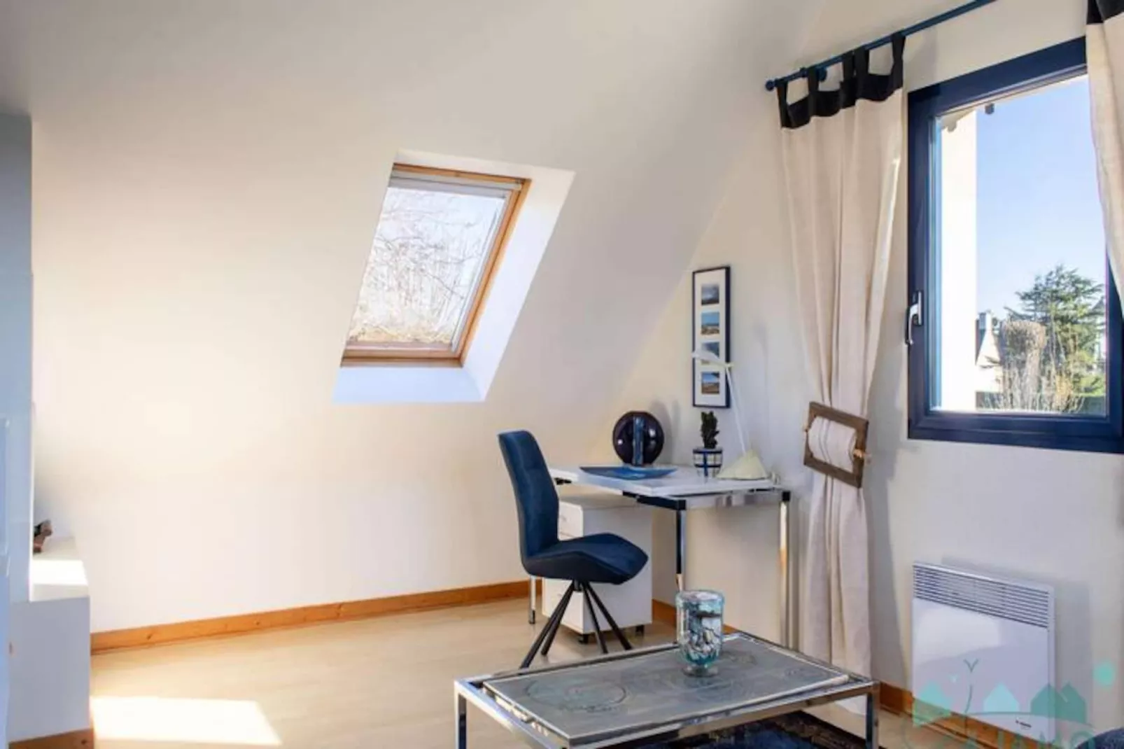 Résidence 305-frehel-Non tagué