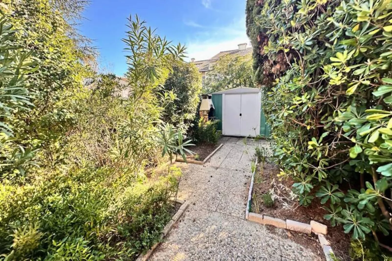 Résidence Les Pinedes - Un Jardin Fleuri &agrave; C&ocirc;t&eacute; De La Plage-Nicht zugeordnet