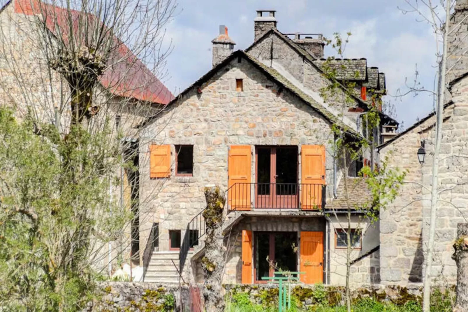Gîte de France Gîtes de france 2/4 personnes au fau de peyre 1 épi-Non tagué