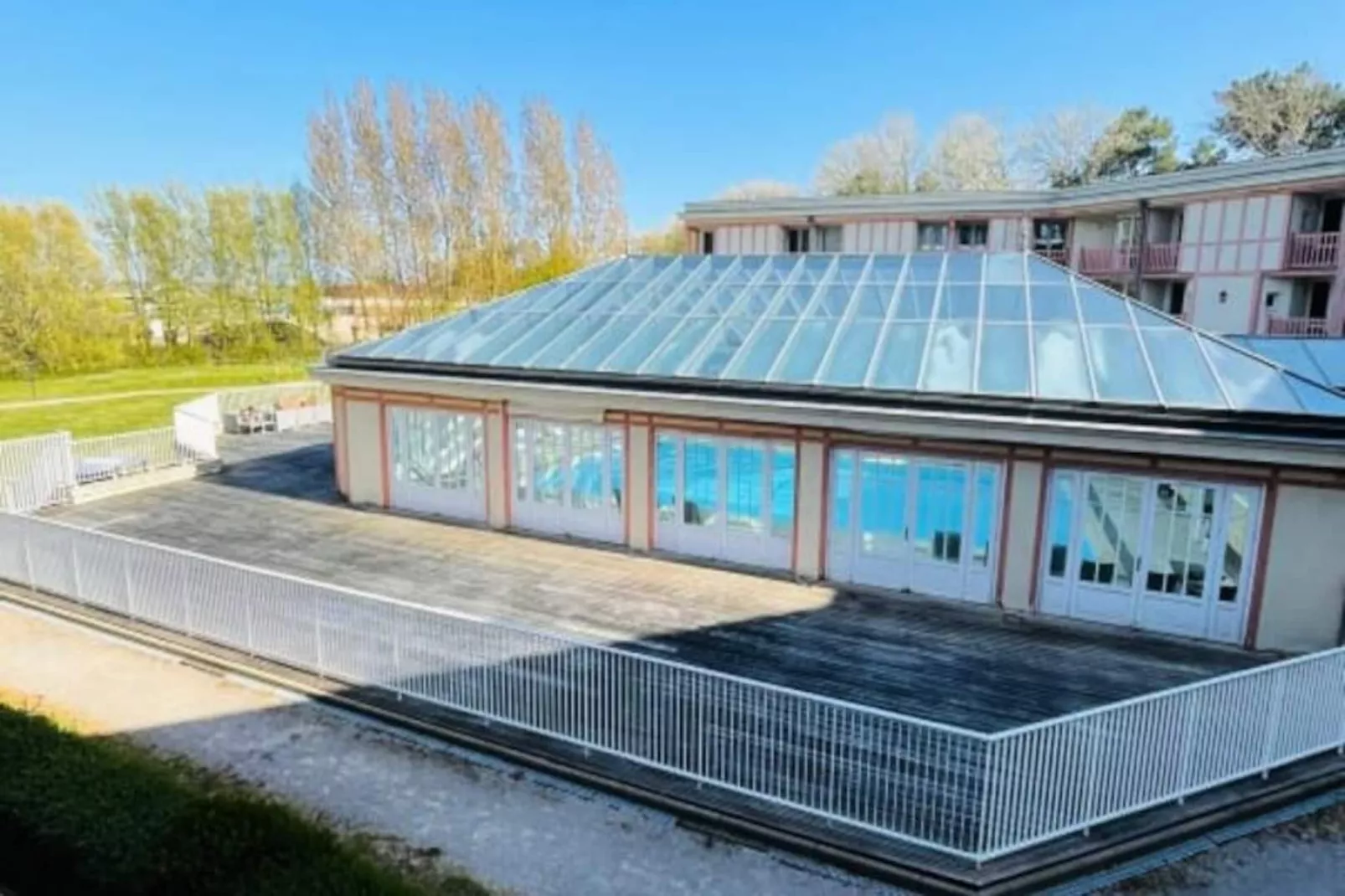 Résidence Charmant Appartement Pour 5 Pers Avec Piscine, Parking Et Tennis-Untagged