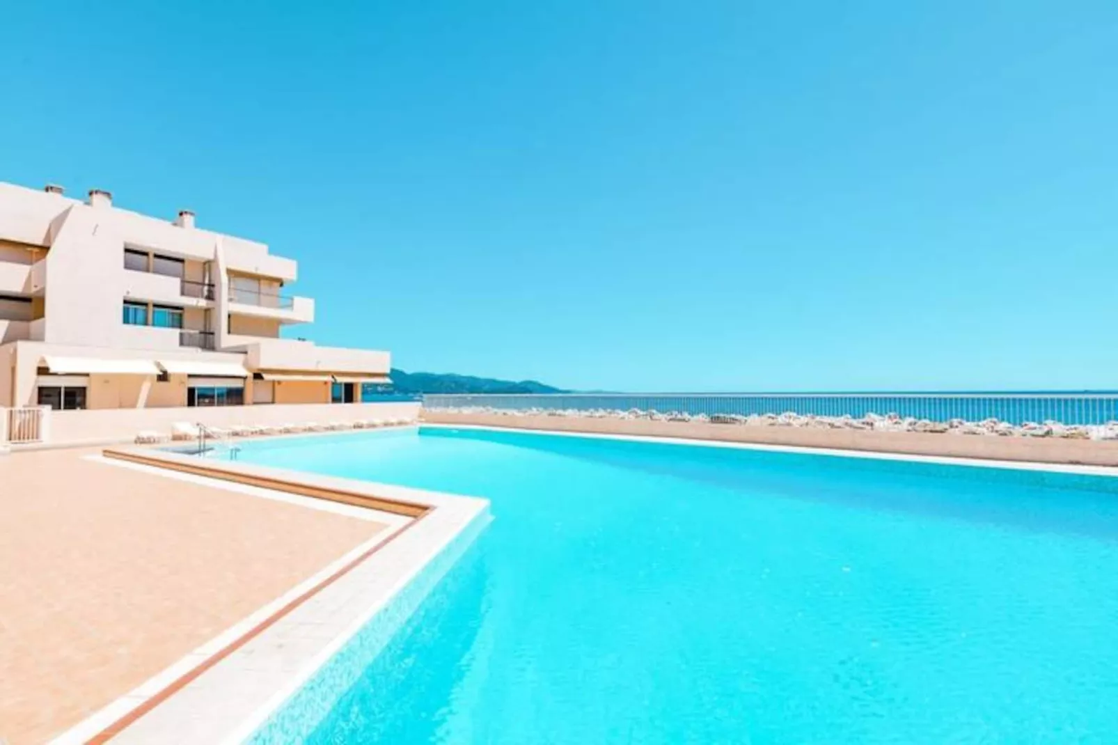 Résidence Superbe Appartement Sur Le Port De La Favi&egrave;re-Untagged