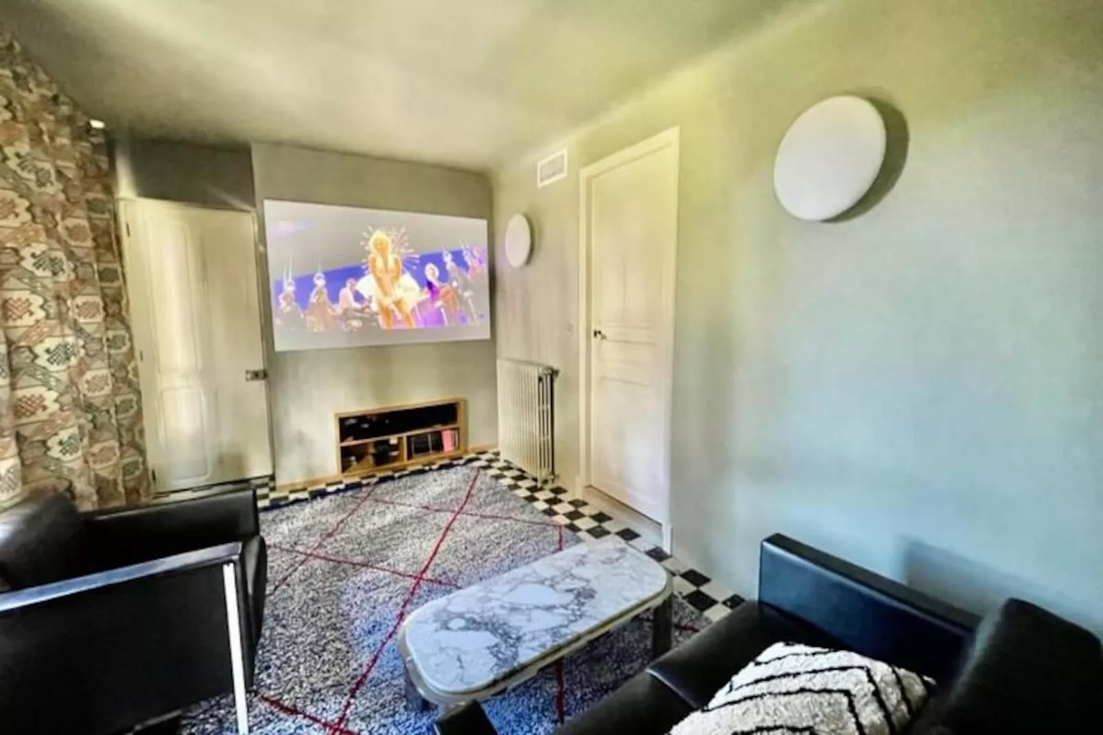 Magnifique Maison Bourgeoise R&eacute;nov&eacute;e Avec &eacute;l&eacute;gance Et Style Art D&eacute;co-Untagged