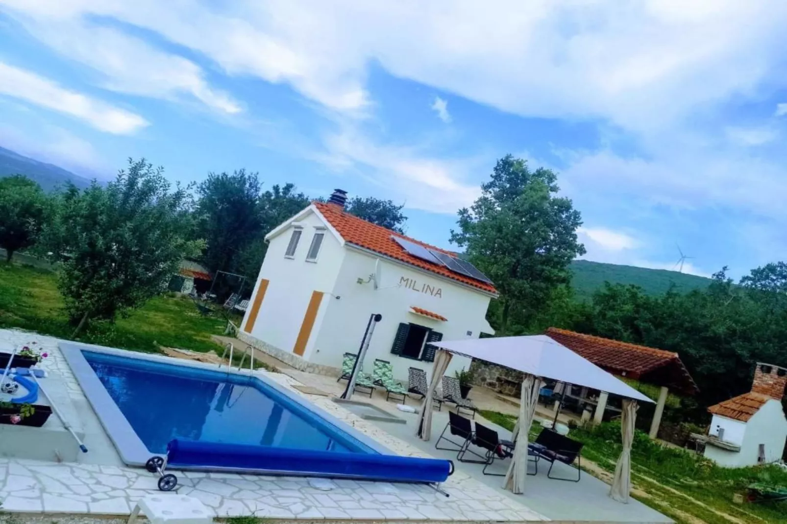 Village Holiday House Ivan Kozina with Pool-Schwimmbad