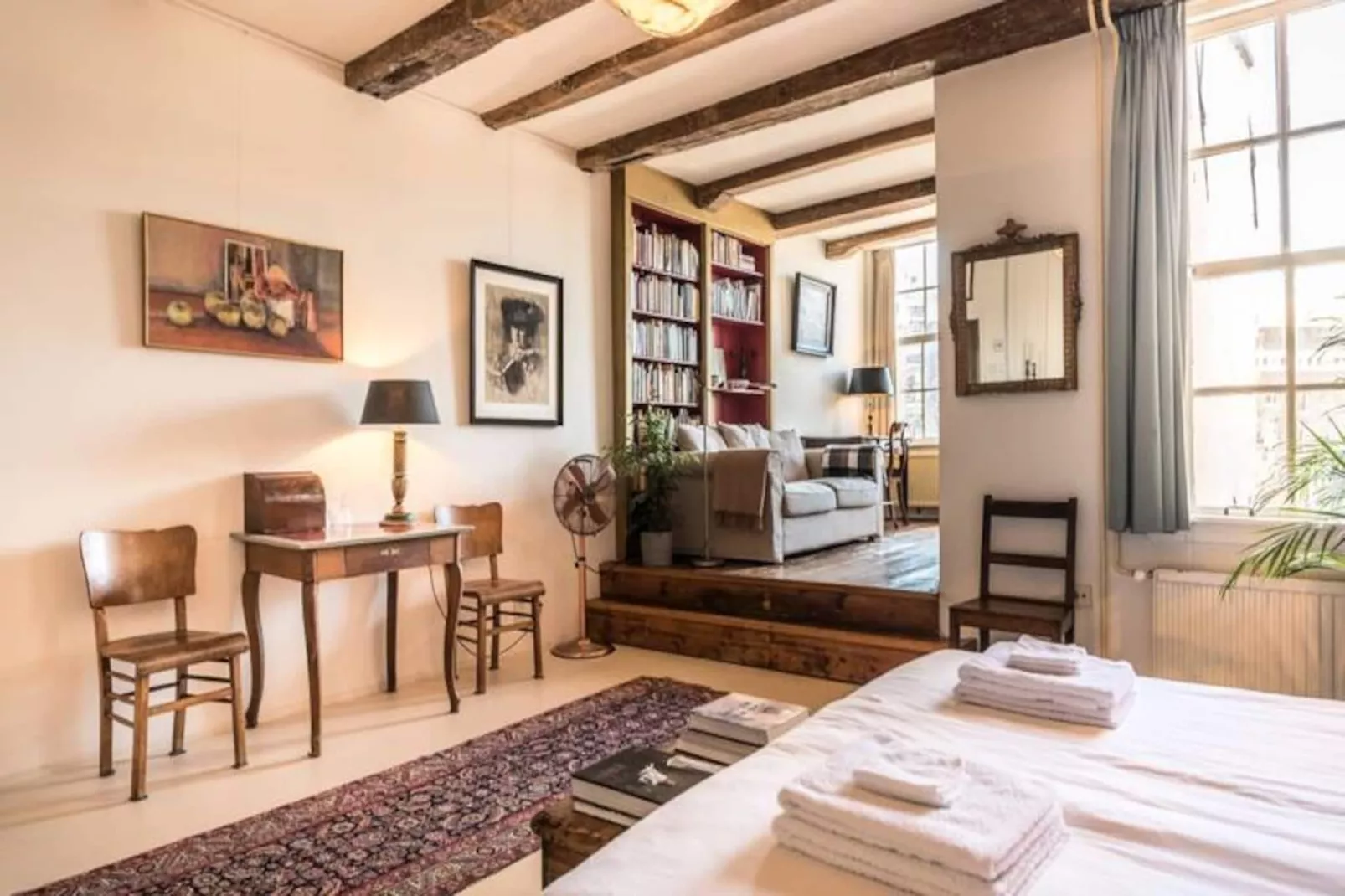 Classy Room 17th Century Canal House-Nicht zugeordnet