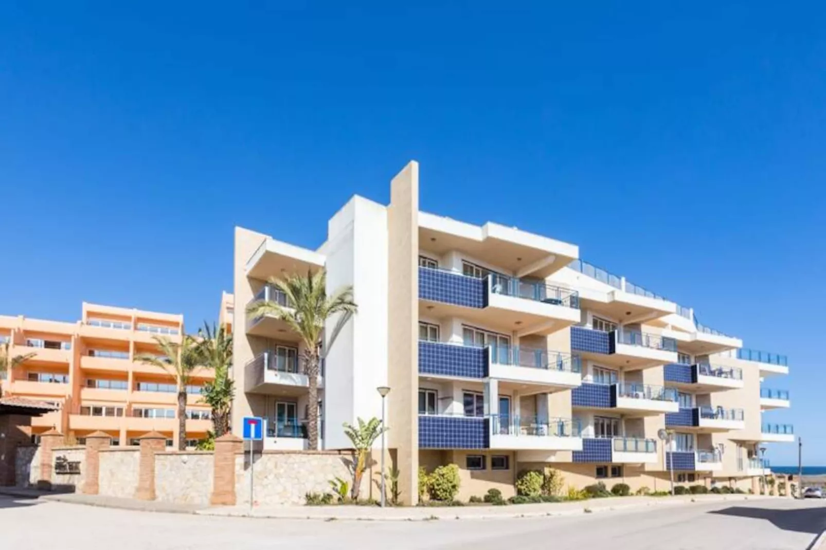 Meia Praia View Apartment-Untagged