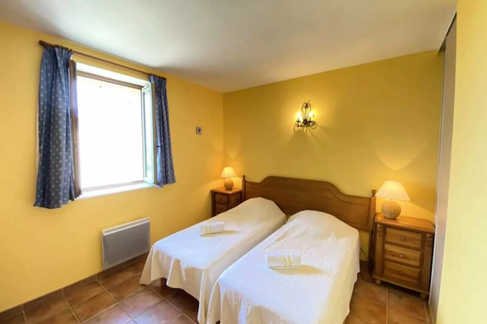 04b7 : Beau T3 Au Coeur Des Lavandes - Piscine-Untagged