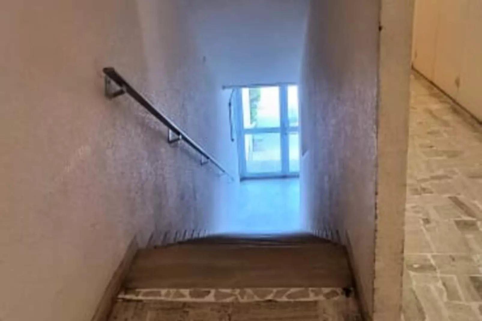 Résidence La Croisi&egrave;re : Vue Sur Les Bateaux, Balcon, R&eacute;nov&eacute;, Climatis&eacute;, Parking, .-Non tagué