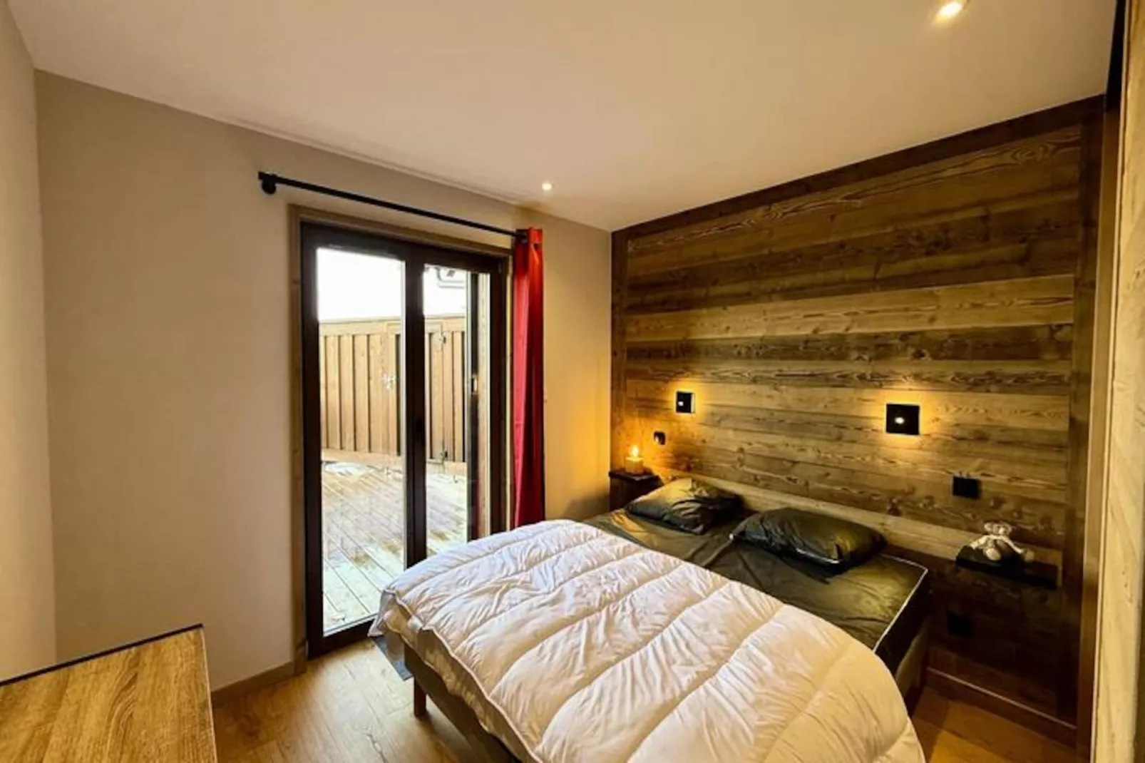 Résidence Complexe Aiguilles-Untagged