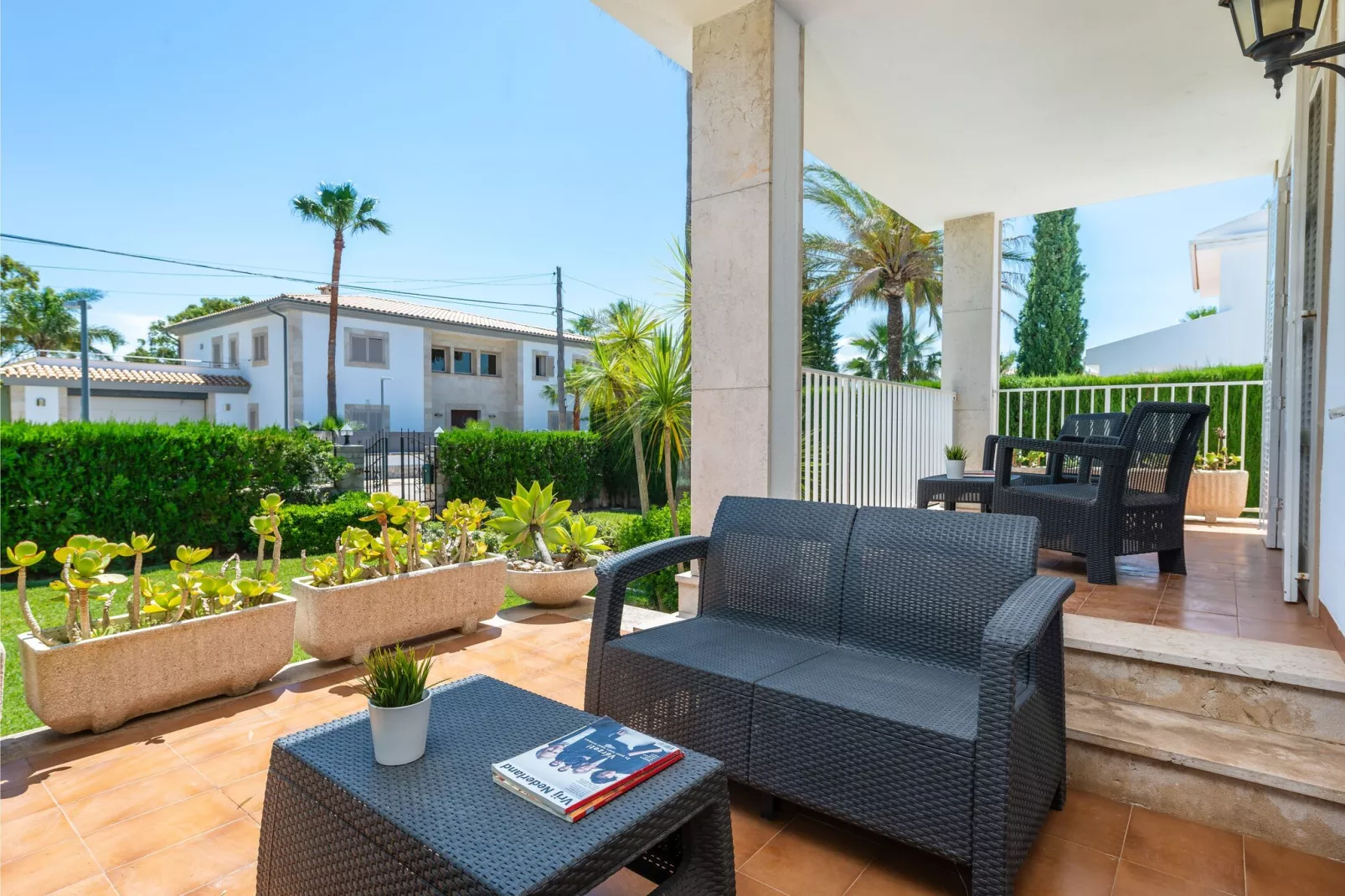 Can Llorens-Exterior summer