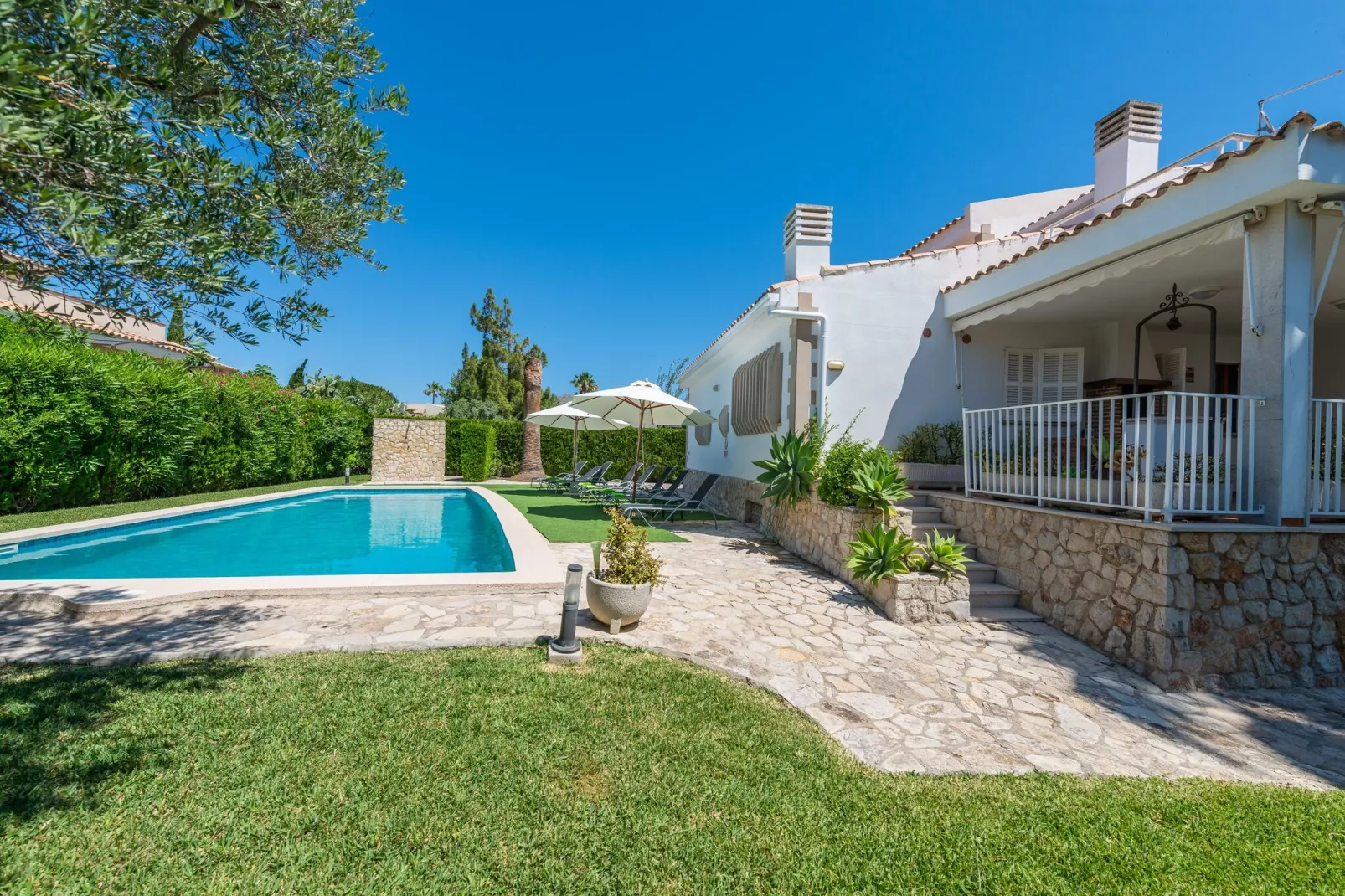 Can Llorens-Exterior summer