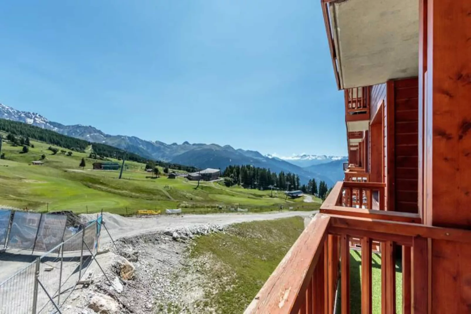 Résidence Les Monarques-Untagged