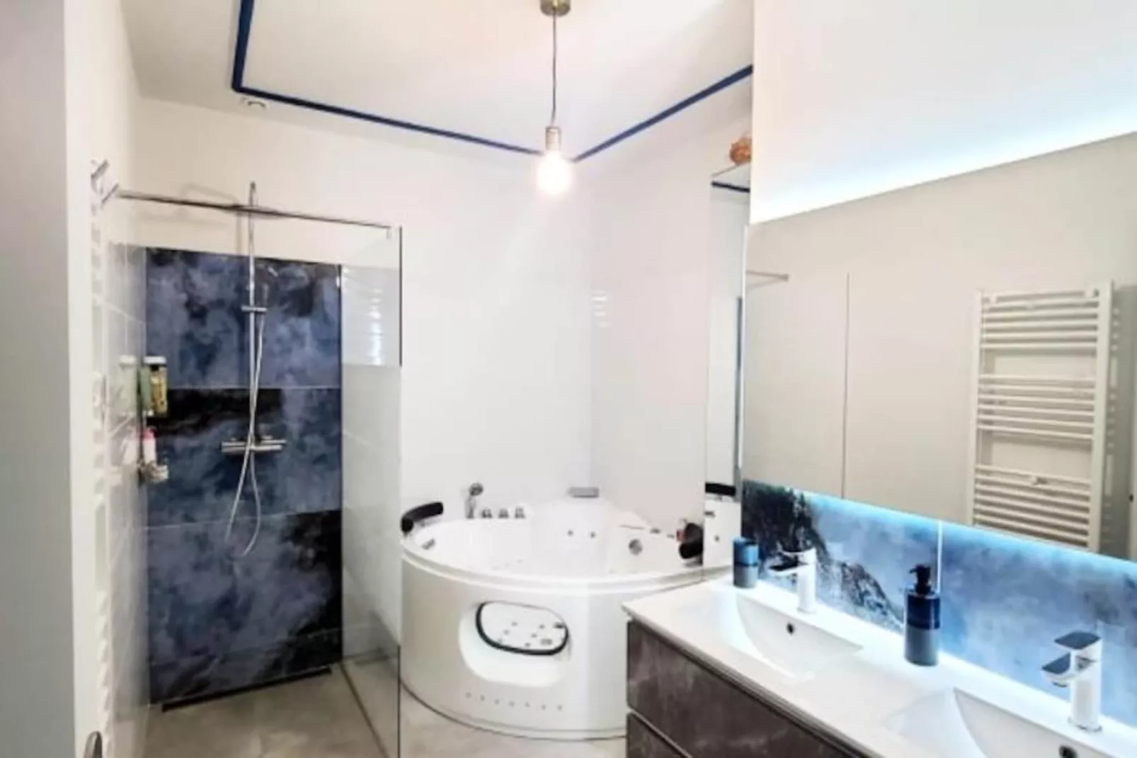 Maison Familiale Avec Piscine - Isle-sur-la-sorgue-Non tagué