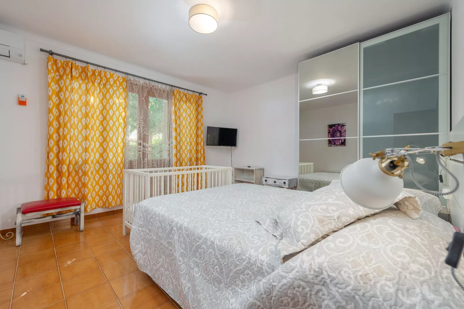 Estrel-Exterior summer