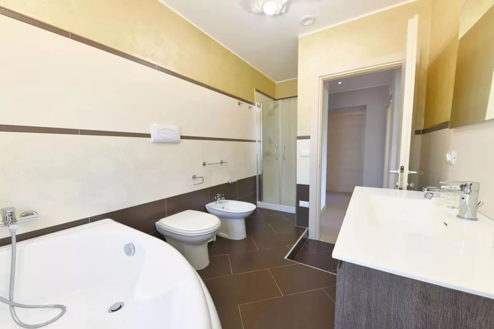 Villa Panorama-Bathroom