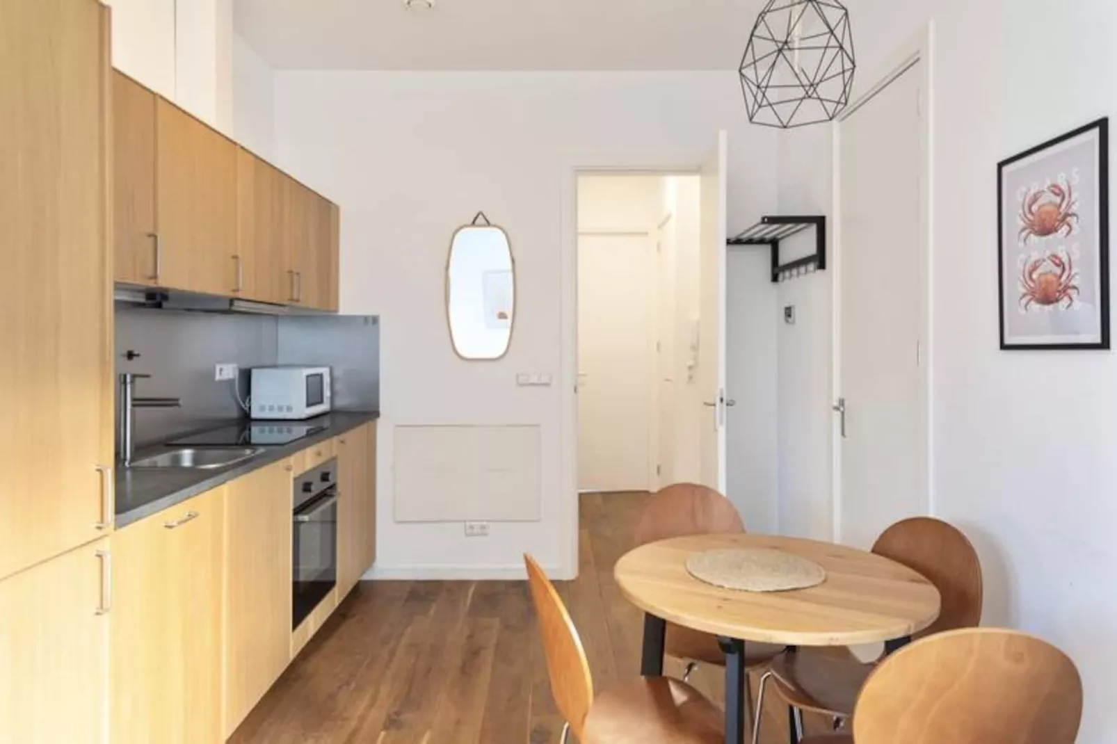 Isa Mae Apartment - Non tagué