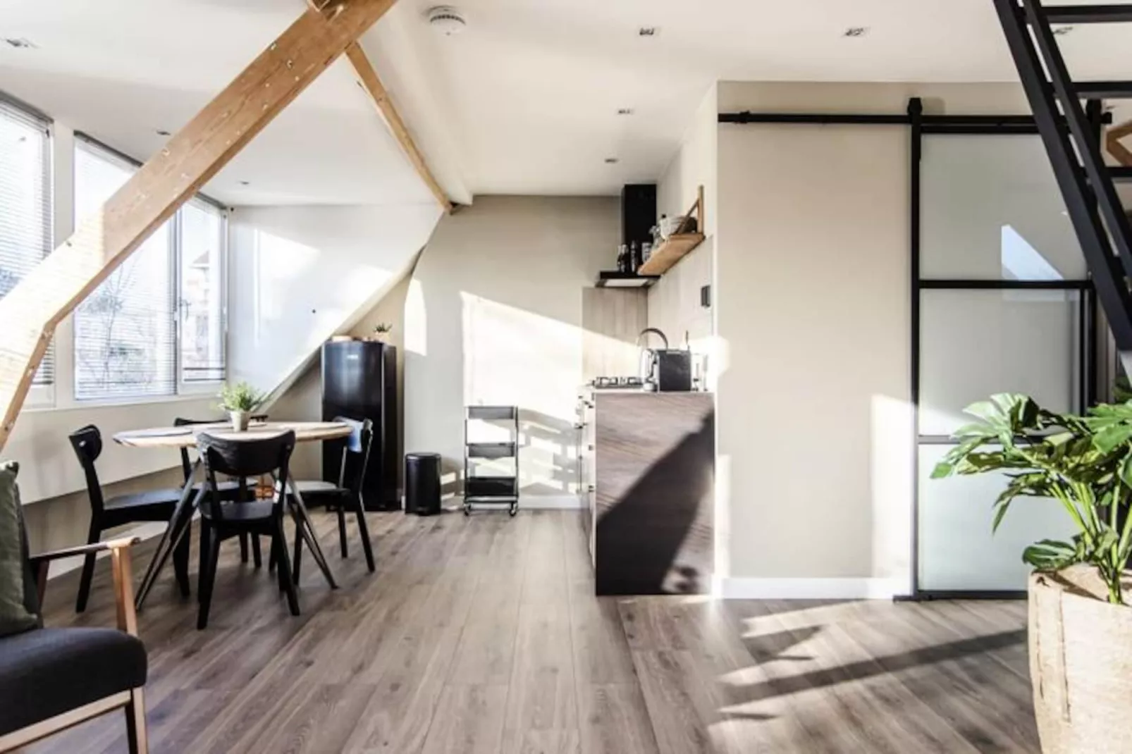 Spacious Luxury Loft-Untagged