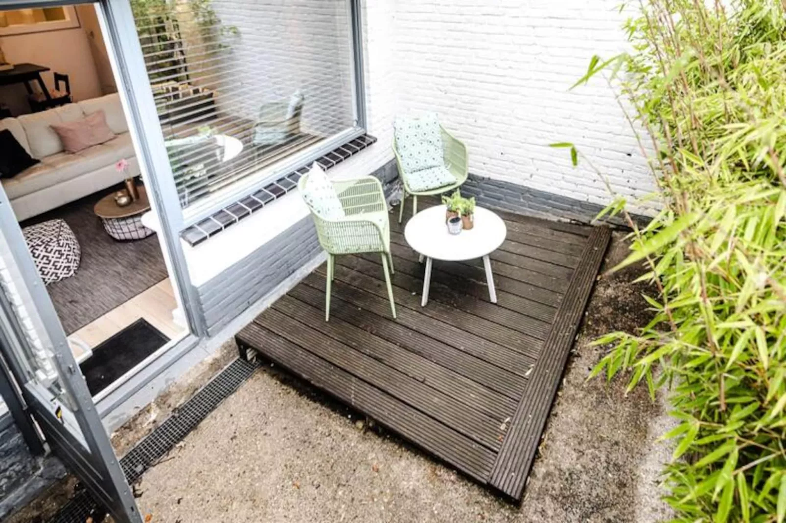 Summer House - Souterrain-Non tagué