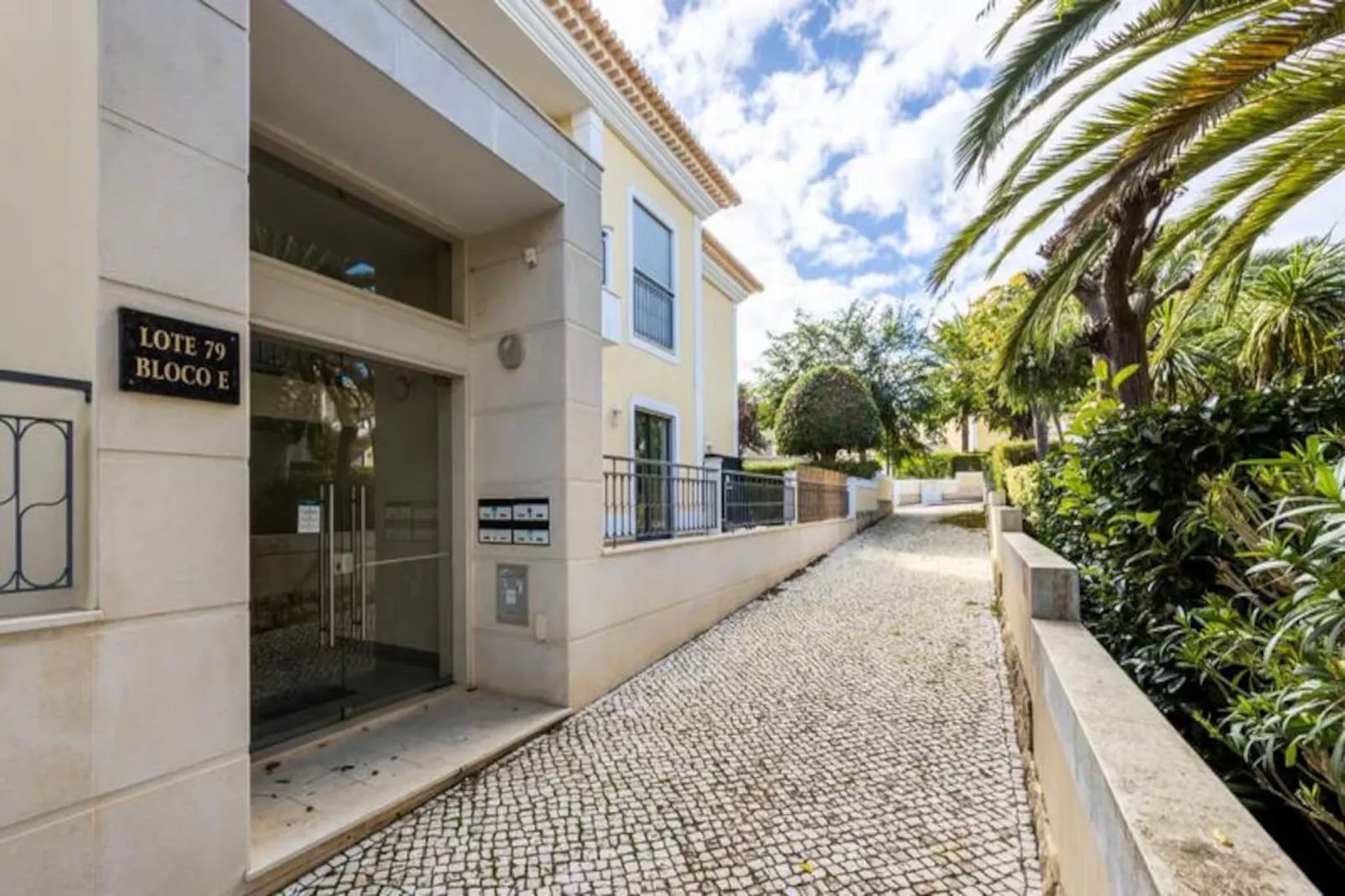 Apartment República-Untagged