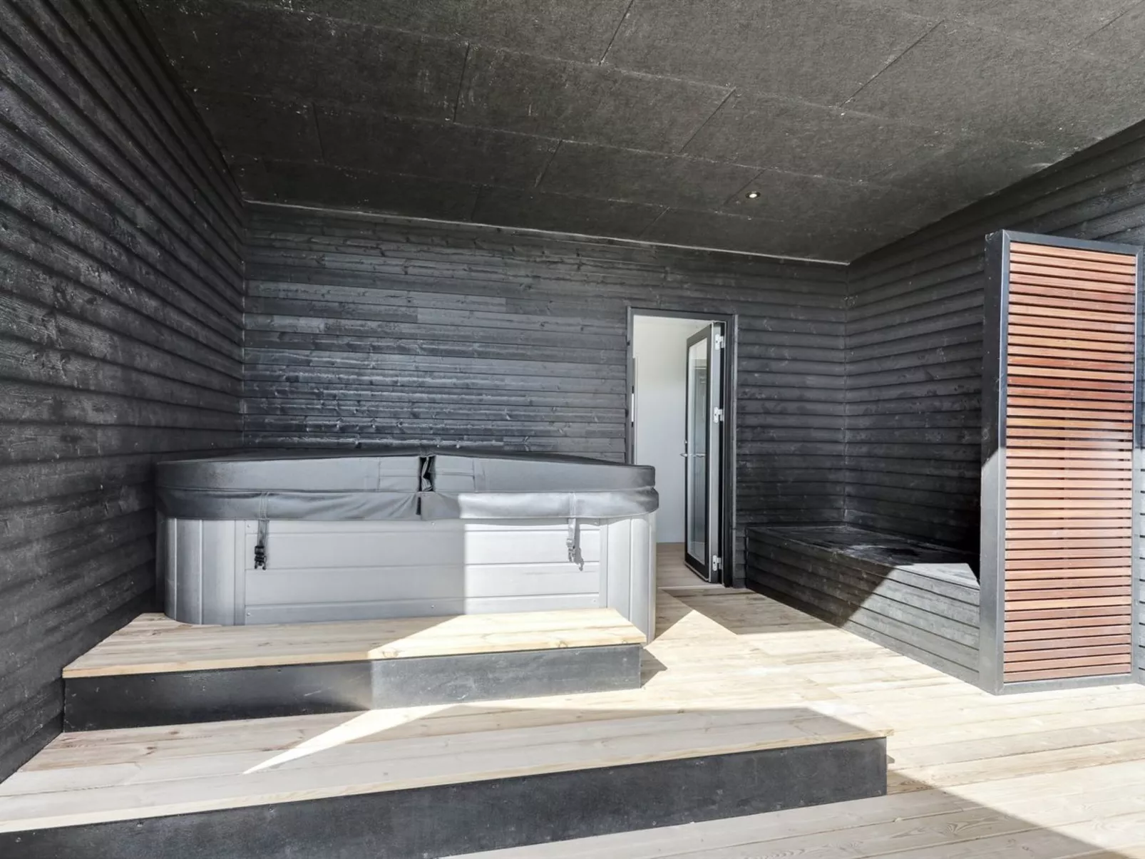 "Emelina" - 300m from the sea-Drinnen