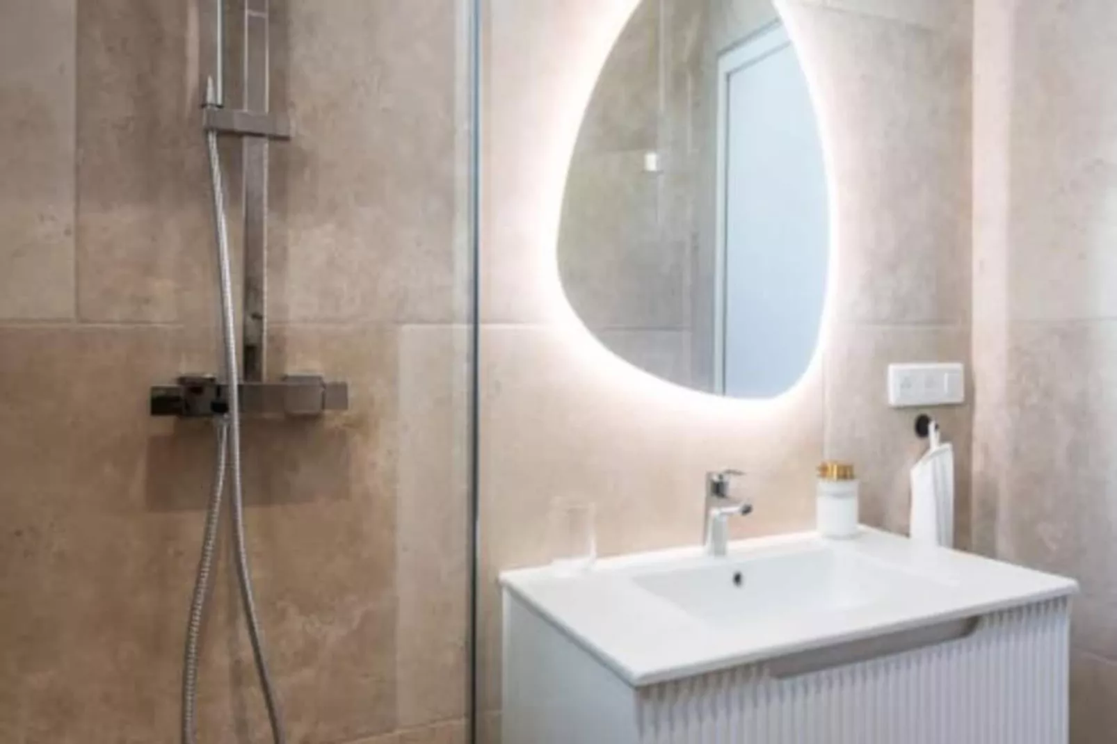 Appartement Design, Près Des Plages De Nice-Nicht zugeordnet