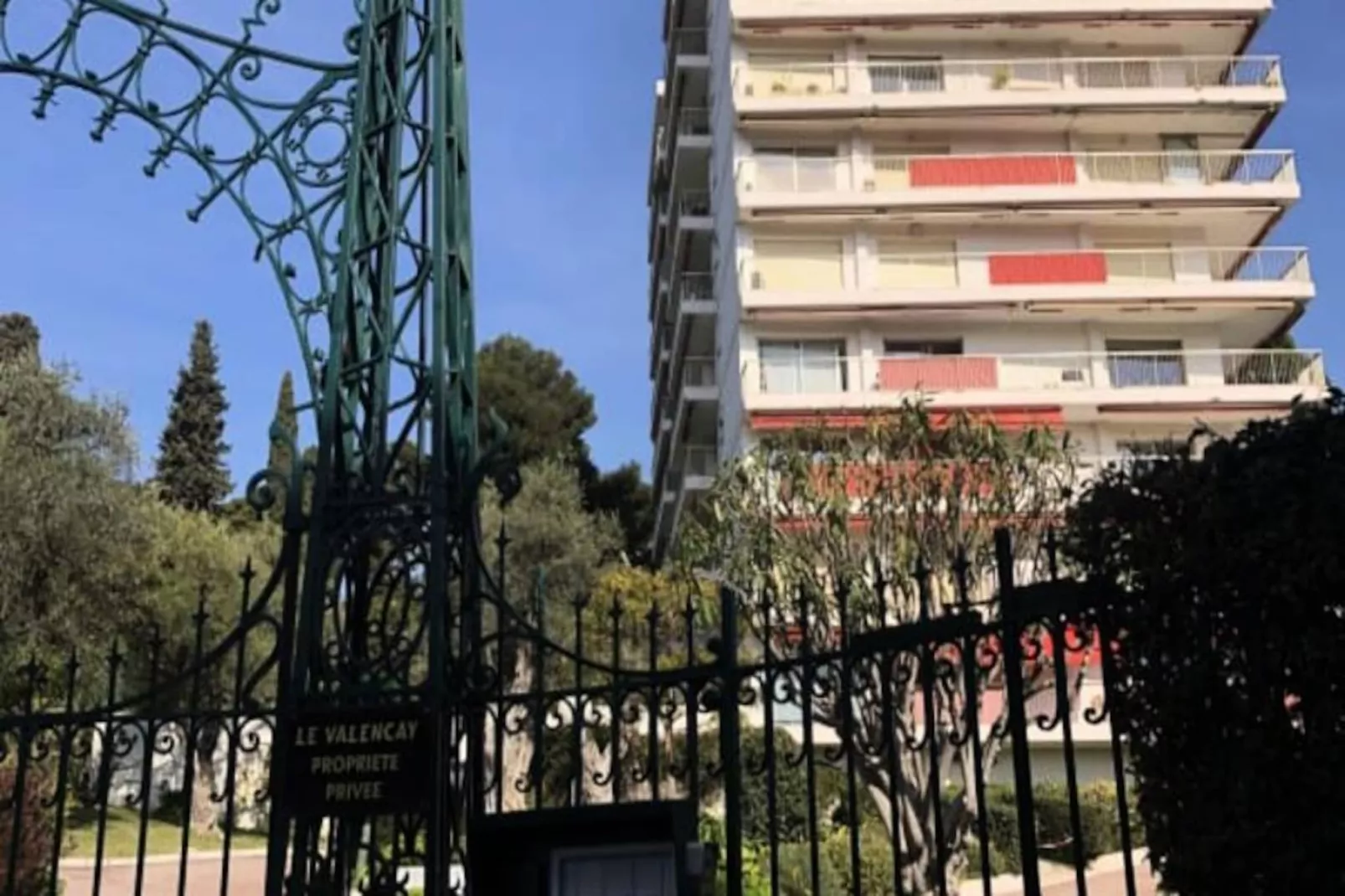 Résidence Le Valen&ccedil;ay : Magnifique 3 Pi&egrave;ces Avec Vue Mer D&eacute;gag&eacute;e-Untagged