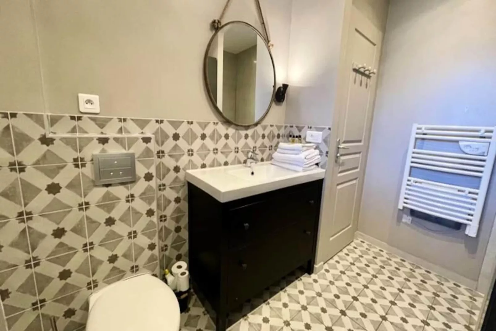 Nouveau "villa Nova"-Untagged