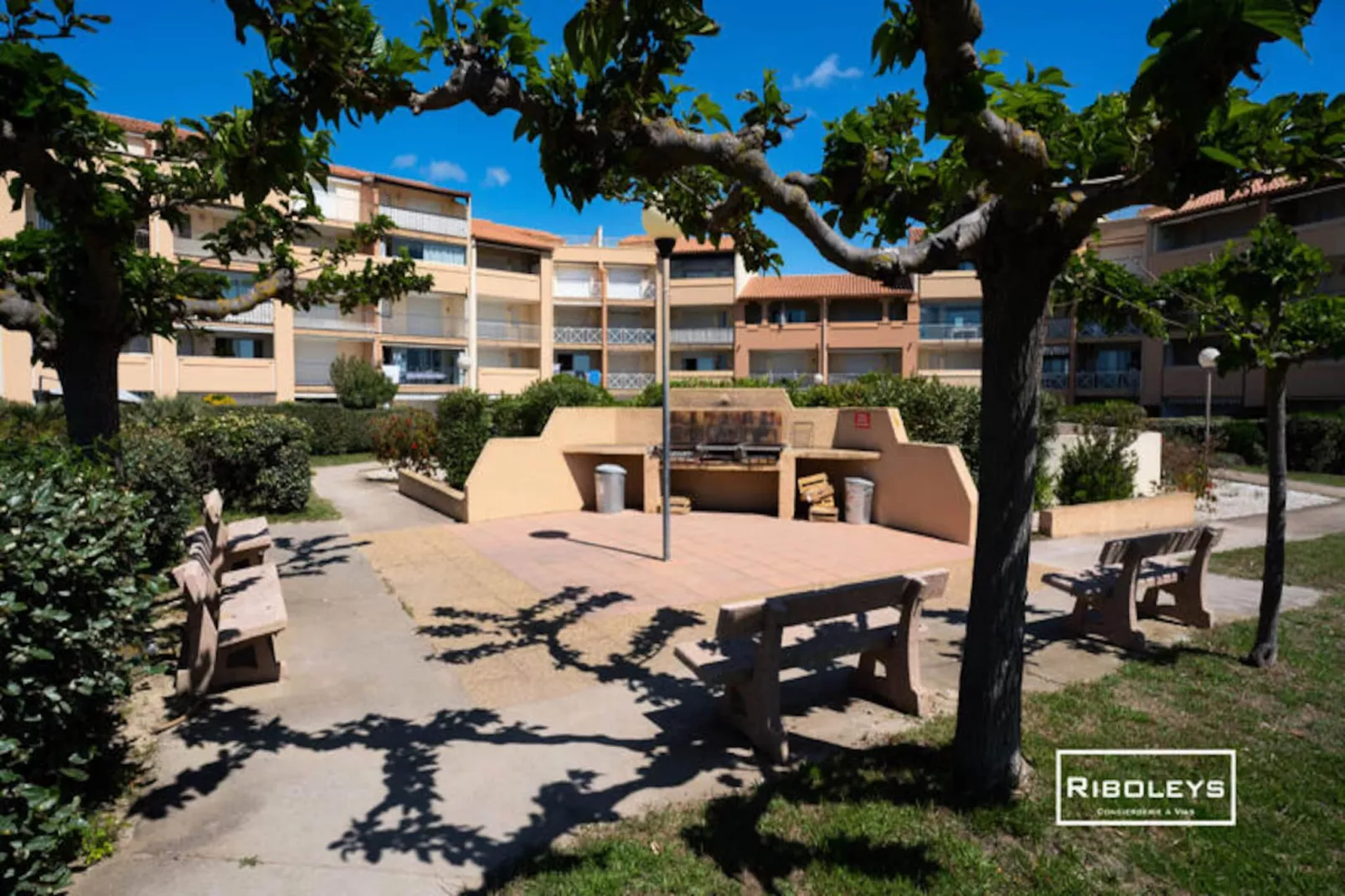 Vias-plage - Appartement Climatis&eacute; Avec Piscine Face &agrave; La Mer-Non tagué