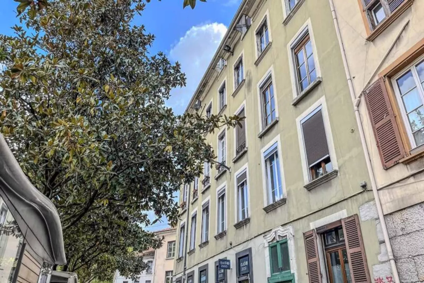 | Le Notre Dame 🎈 - Untagged