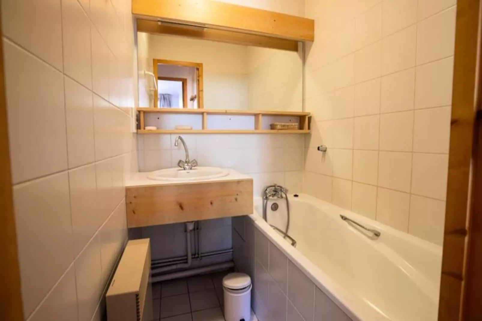 Sherpa 18 Sur Le Front De Neige De Mottaret-Untagged