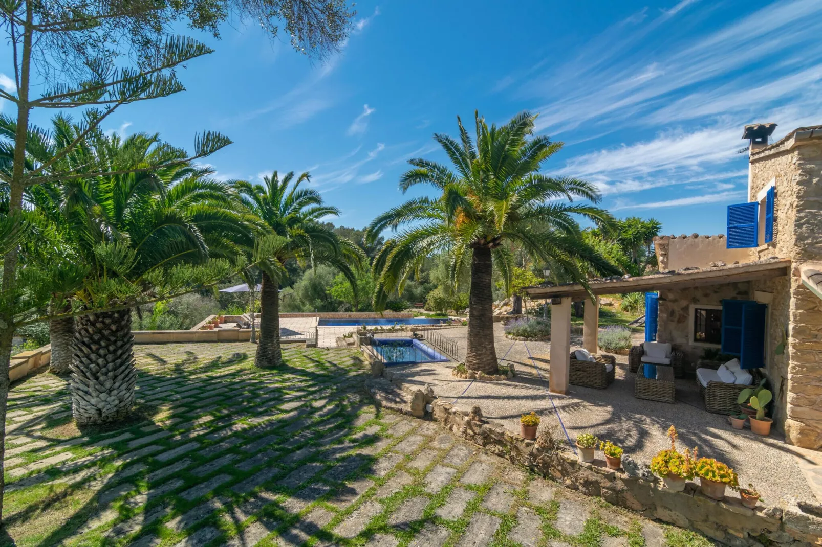Hortella (ecofinca)-Exterior summer