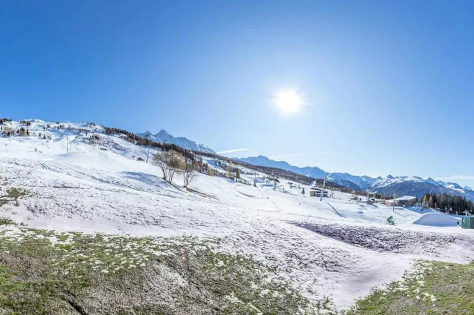 Résidence Les Monarques-Untagged
