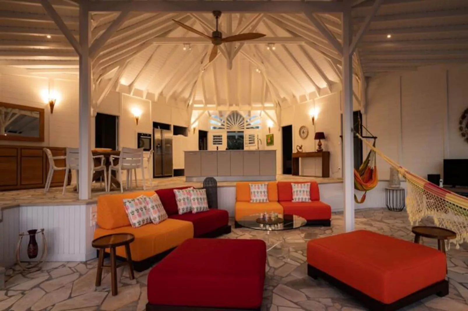 Villa Calico - Untagged