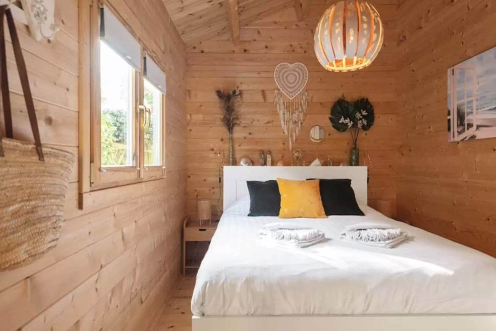 The Sea Lodge-Non tagué