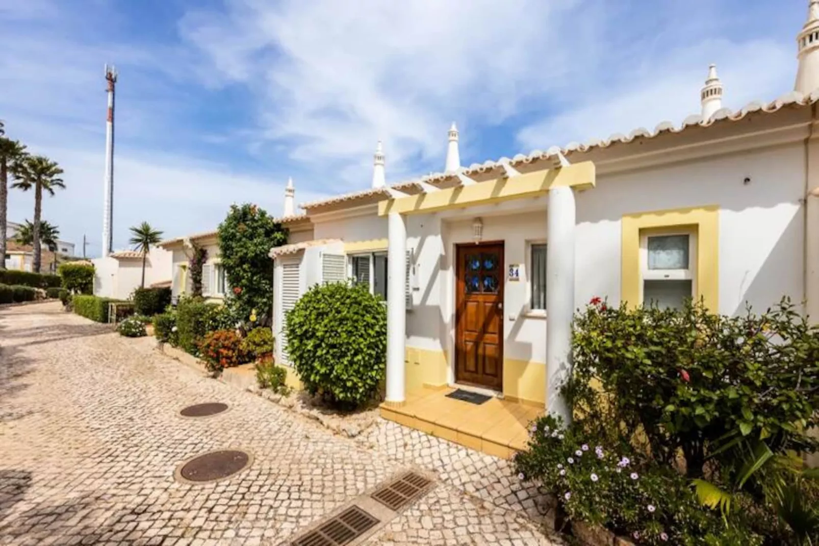 Townhouse Da Amarela-Non tagué