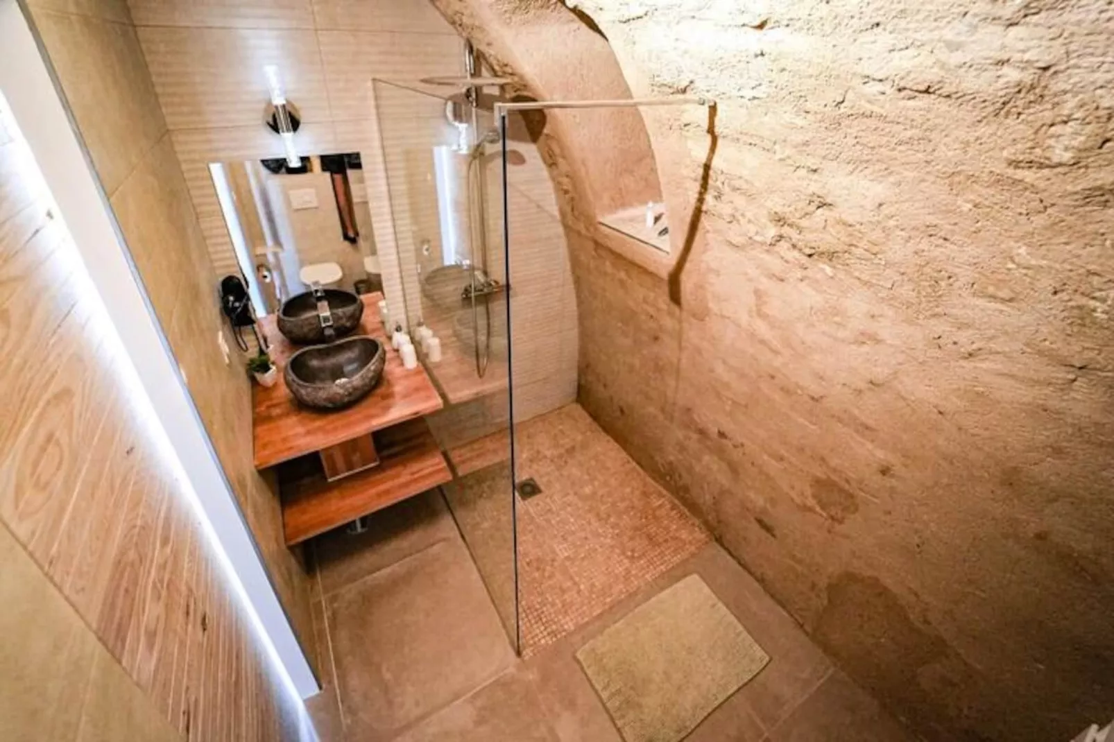 Loft En Pierre | Domaine Paradis-Untagged