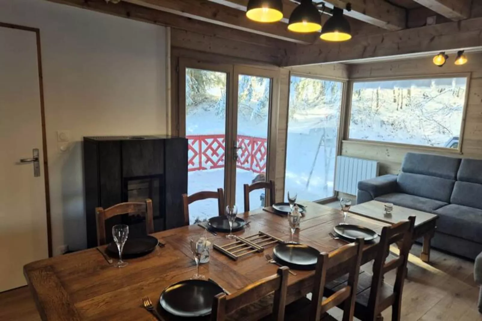 Nouveau ! Magnifique Chalet Nordique à La Féclaz - Idéal Pour 6 Personnes-Untagged