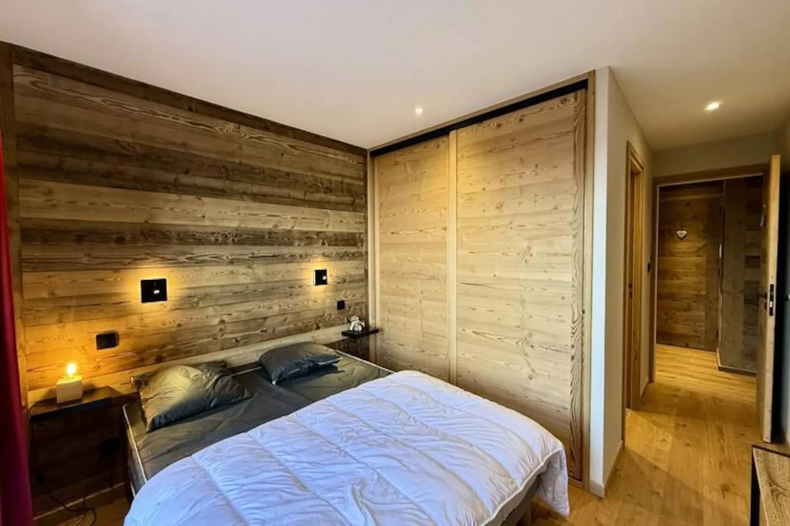 Résidence Complexe Aiguilles-Untagged